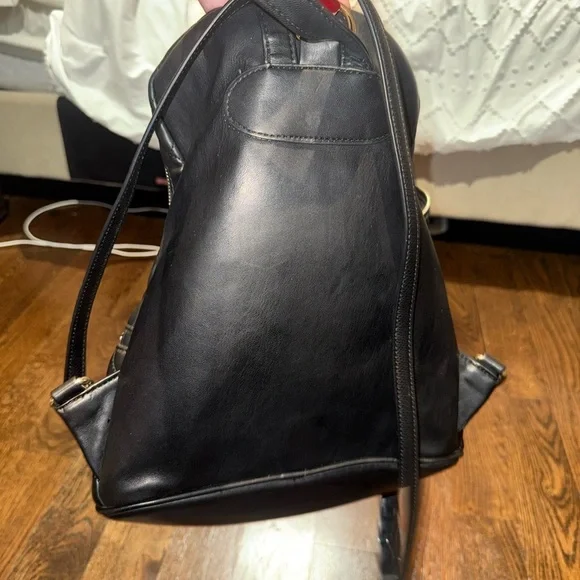 BEBE Brand Quilted Black Backpack - Purse-Gold Hardware Women’s Purse - Picture 7 of 12